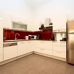 Ana - 3 Bedroom With Private Pool And Unspoiled Natural Environment Kučiće
