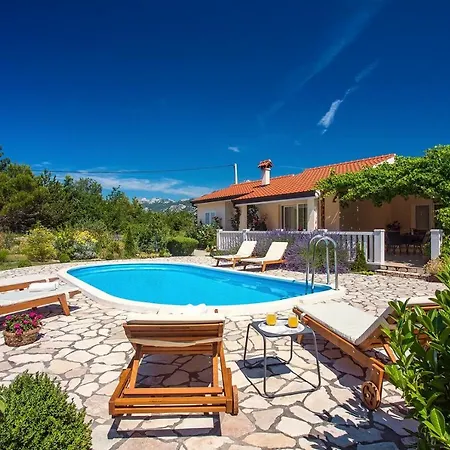 Ana - 3 Bedroom With Private Pool And Unspoiled Natural Environment